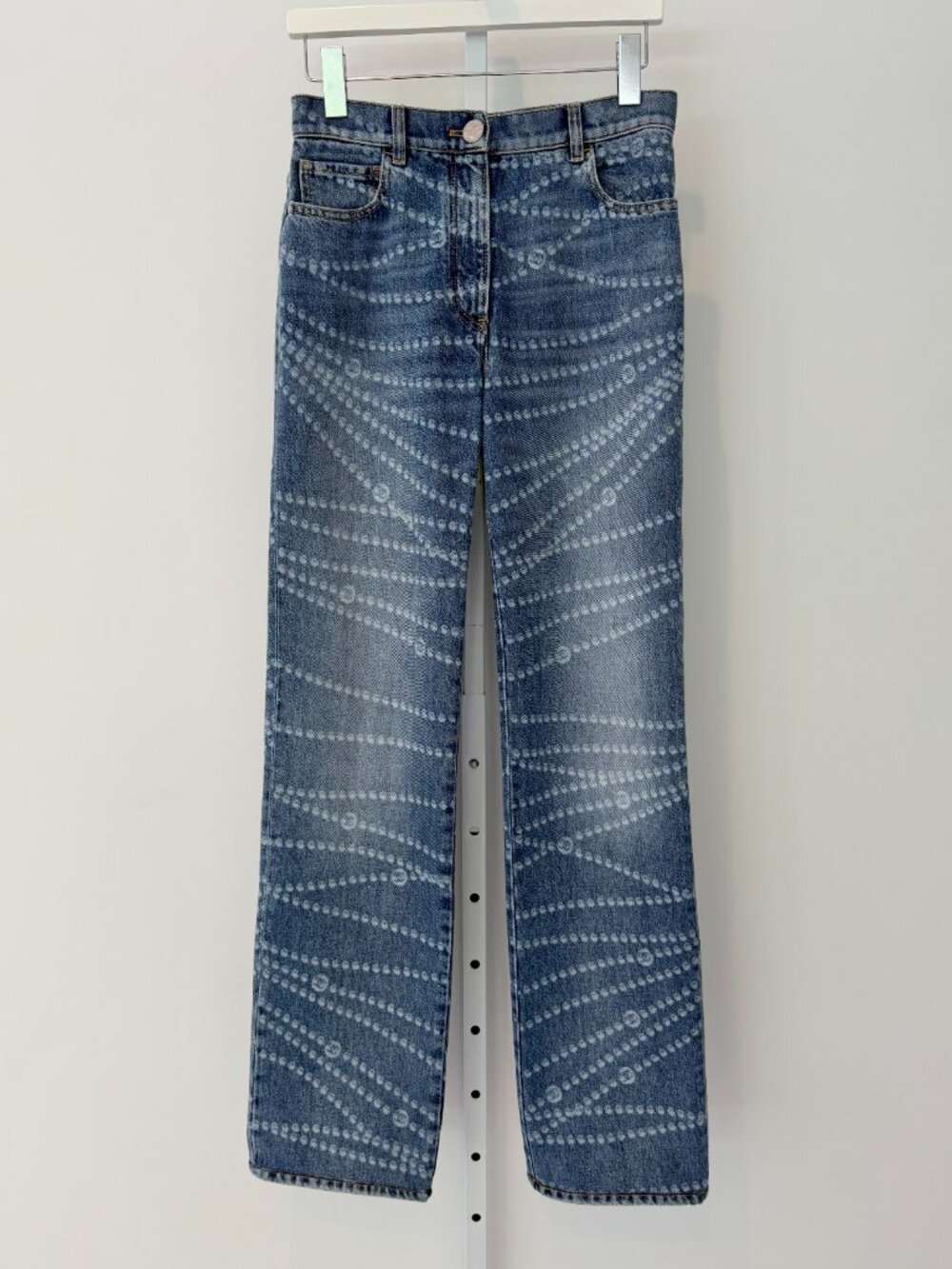 CHANEL 25P CC PEARL MEDIUM BLUE JEANS SIZE FR 36 / US 4
